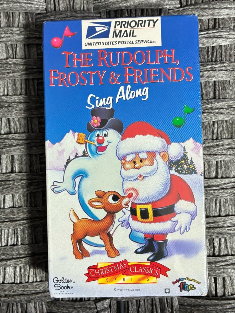 VINTAGE USPS PRIORITY MAIL VHS THE RUDOLPH, FROSTY & FRIENDS SING ALONG - SEALED